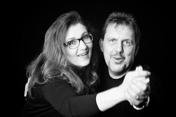 Um neuen Schwung in Ihre Partnerschaft zu bringen kann Tanzen ein schöner Ausgleichs sein! In der Eheberatung Michael Lahme Düsseldorf, erfahren Sie mehr.