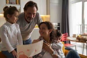 Auch auf Familienebene ist es enorm wichtig wieder Qualitätszeit in der Beziehung zu leben. Du weißt nicht wie? Sprich mich an Michael Lahme Coaching unterstützt dich gerne auf dem Weg zu mehr Harmonie und Freude im Familienalltag.